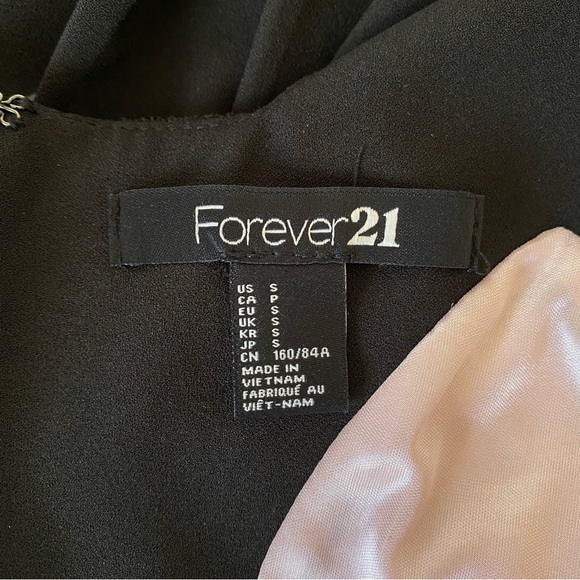 Forever 21 Black Bow Pleated Lace A Line Mini Dress Small - Picture 8 of 8